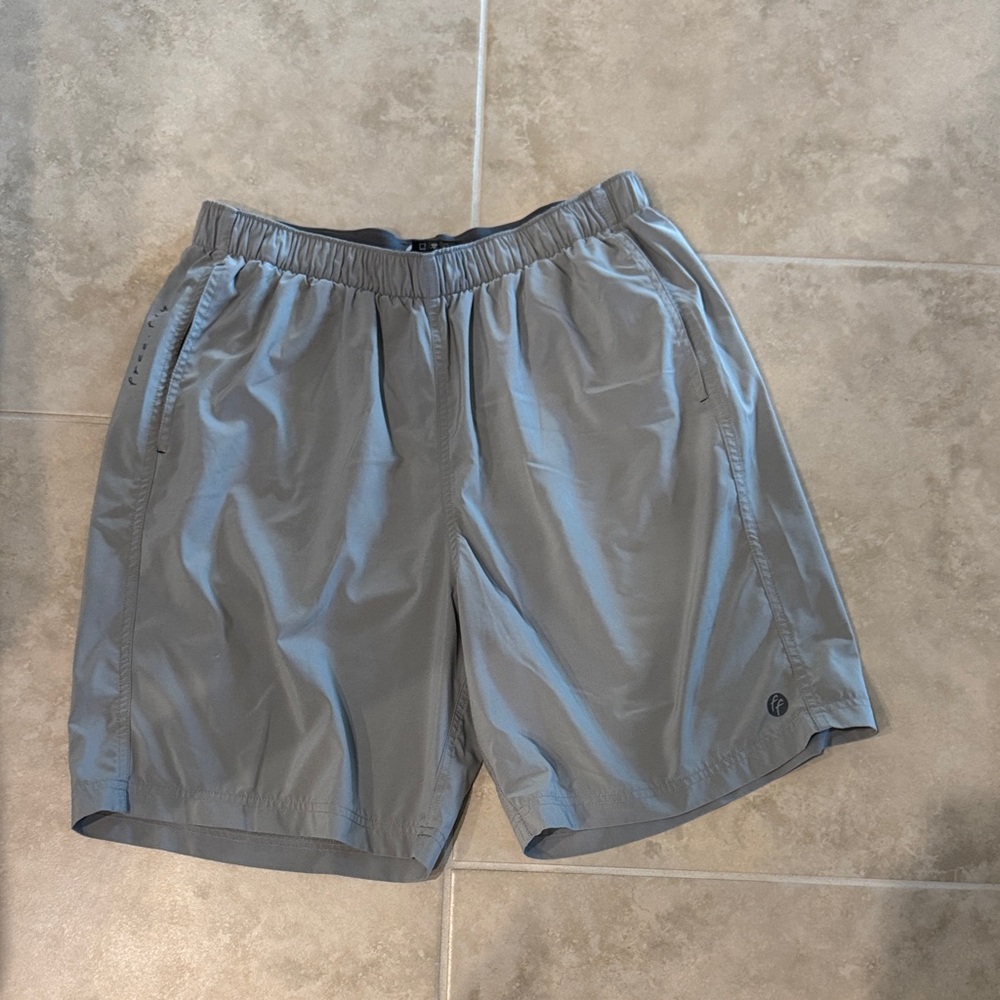 Free Fly Men's Gray Athletic Shorts SZ L